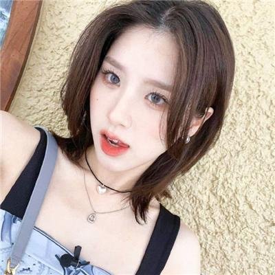 小镇大事 封面